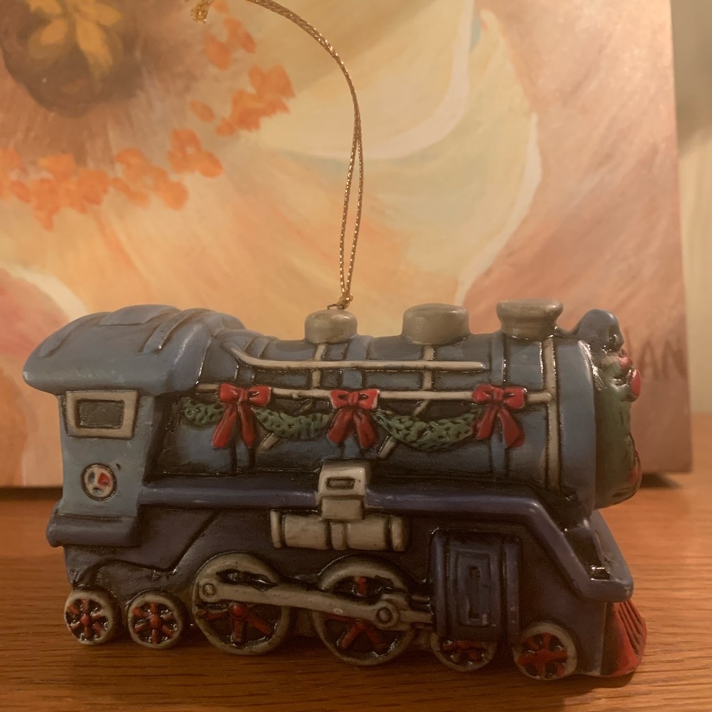 Lionel Collectors Christmas Train Ornament 37-619 Fine Porcelain 1994 VGUC - Picture 3 of 14